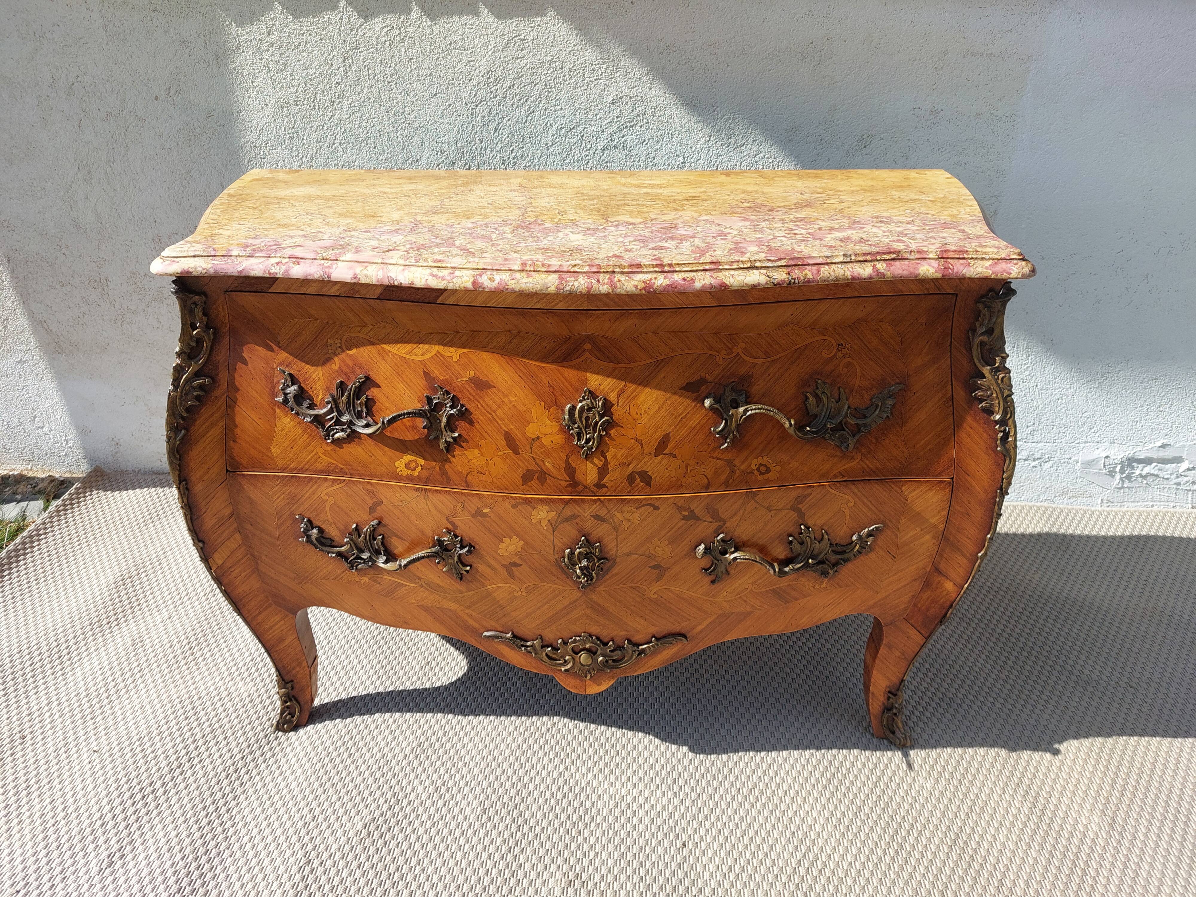 Louis XV style commode, inlaid with rosewood, marble top.