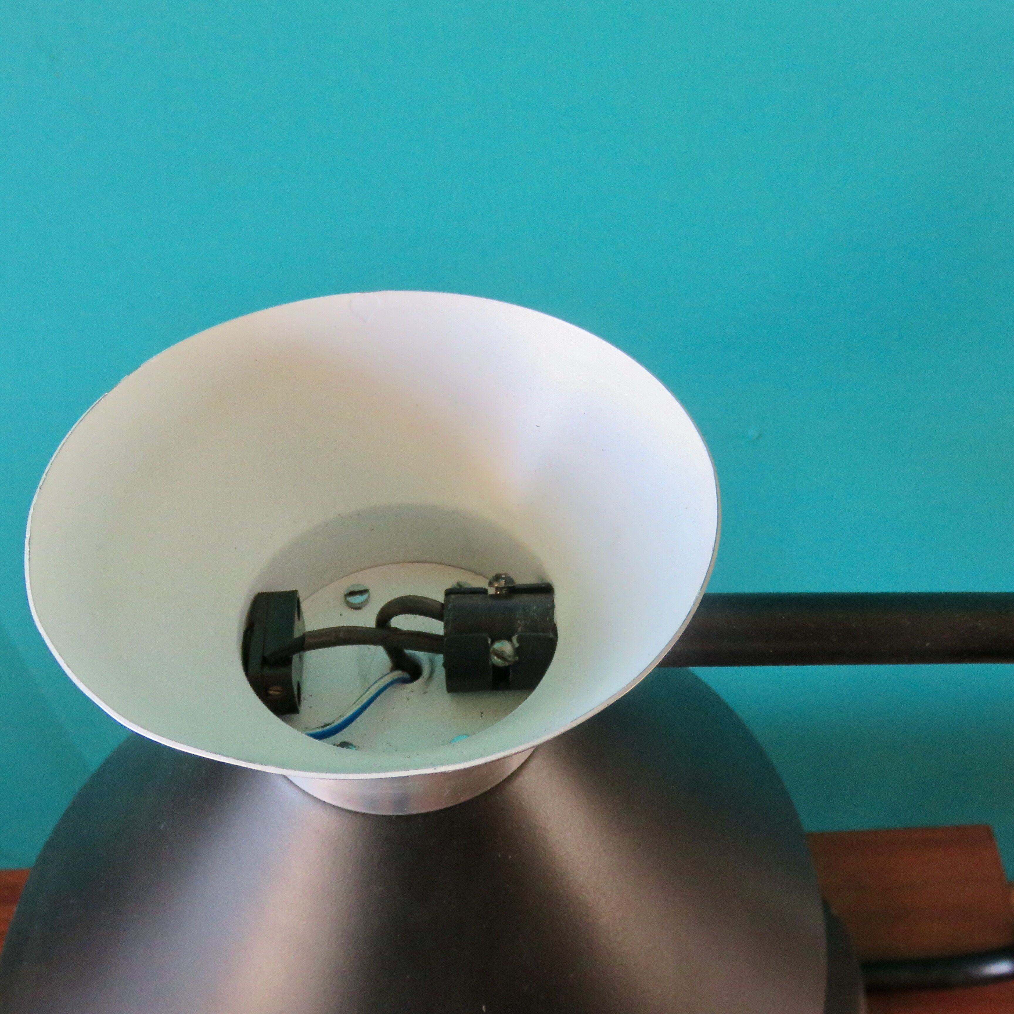 Modernist black and white "Jumo" desk lamp. Modernis France 1950