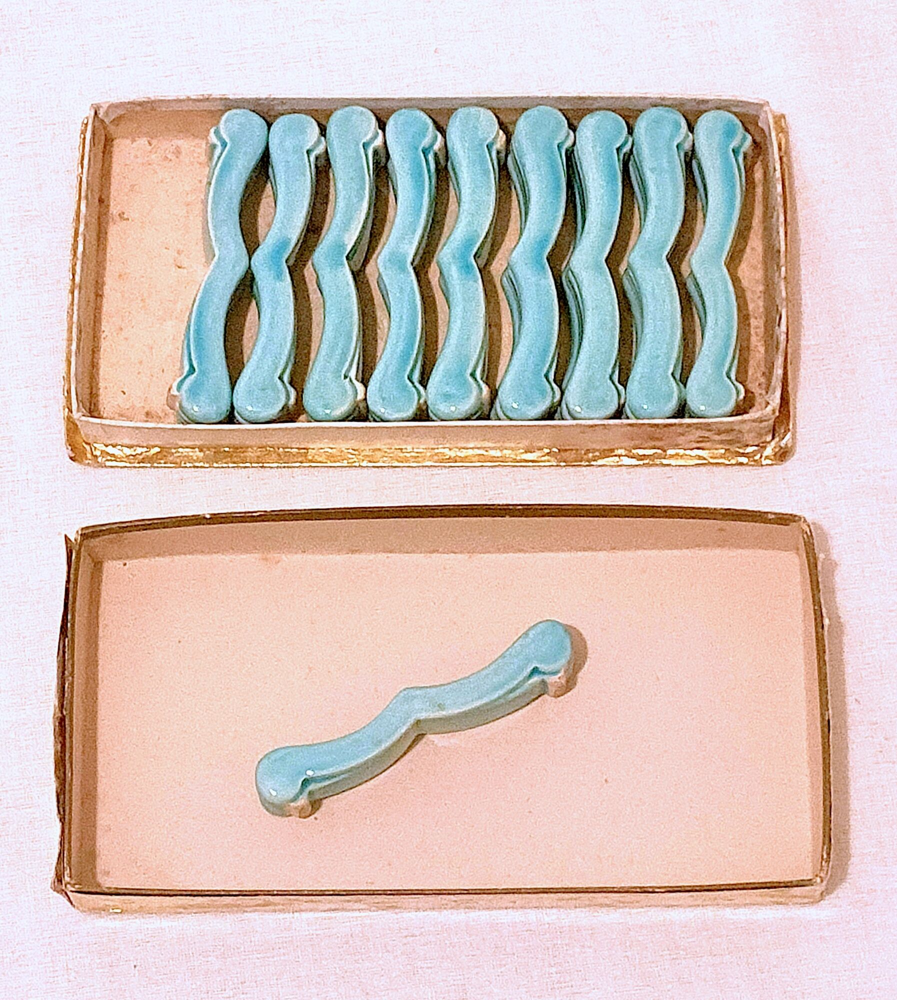 Set of 10 Art-Nouveau ceramic knife holders in perfect condition