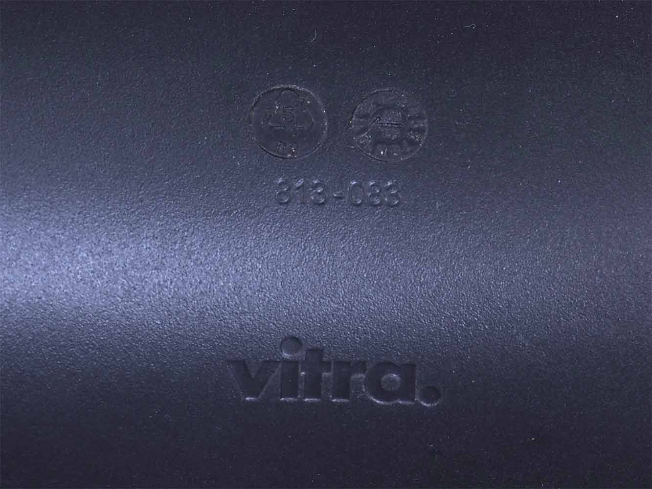 Verner Panton black chair – Vitra