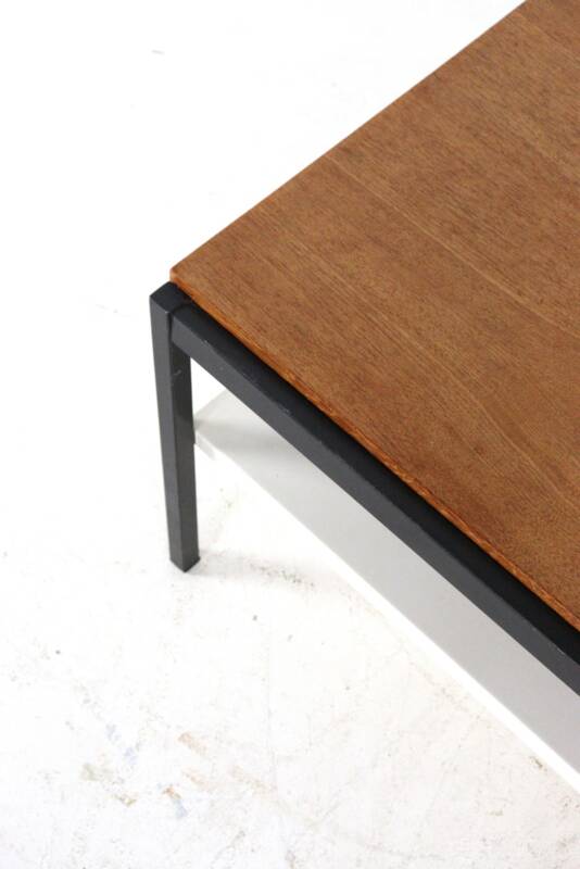 Coen de Vries pour table basse Gispen