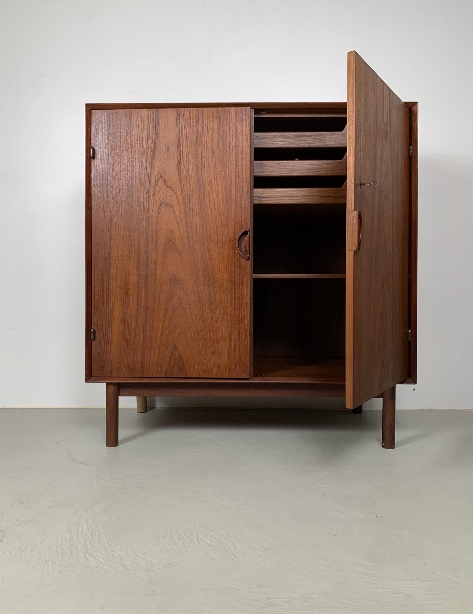 Commode de Peter Hvidt édition Soborg