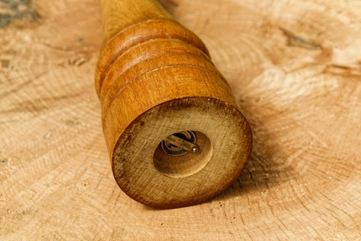 Moulin à poivre monumental, Marlux