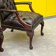 Fauteuil Chesterfield en cuir marron (le prix est pour un)