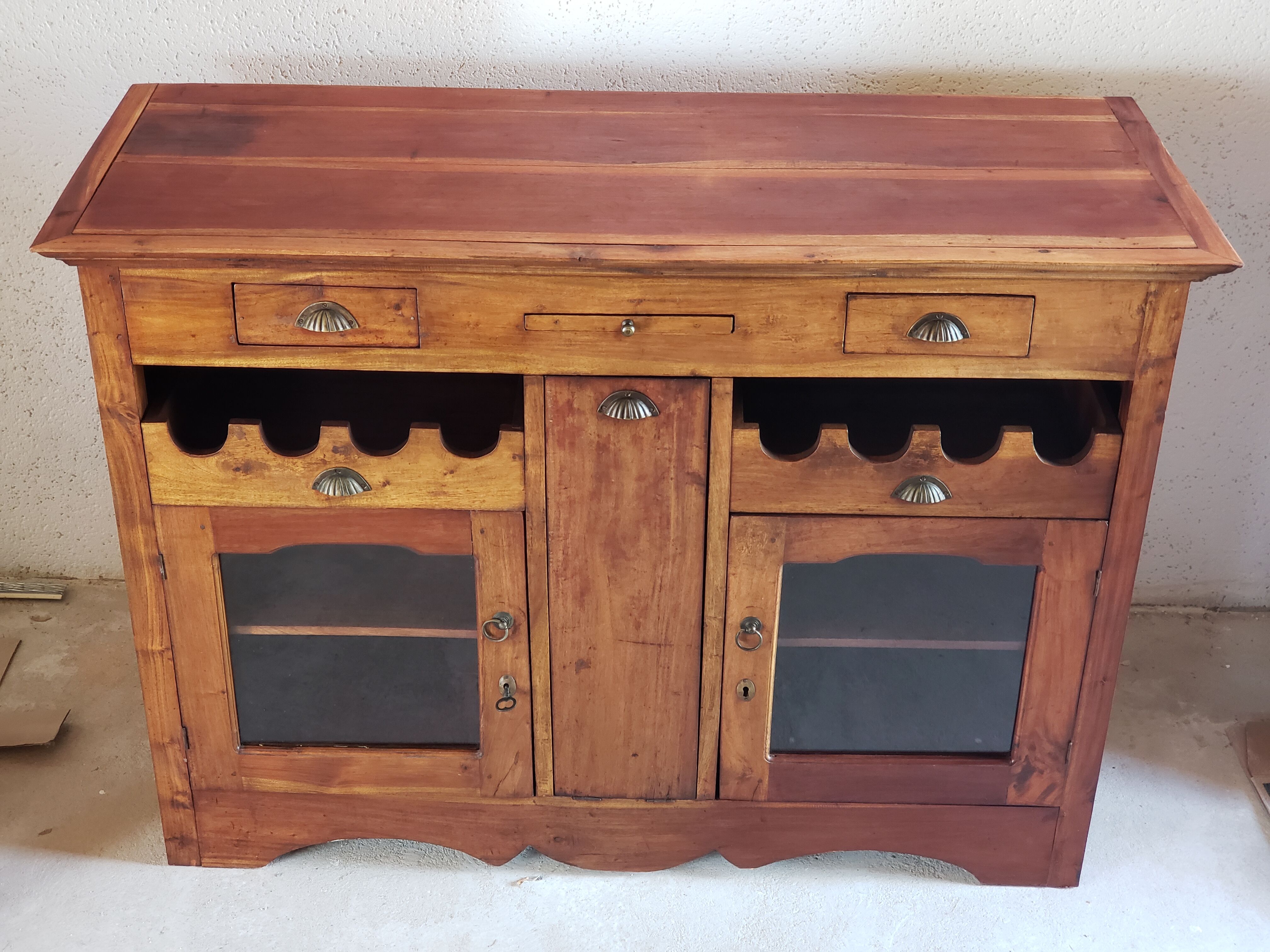 Farm kitchen furniture