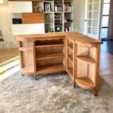 Vintage wooden corner shelf – chic country style