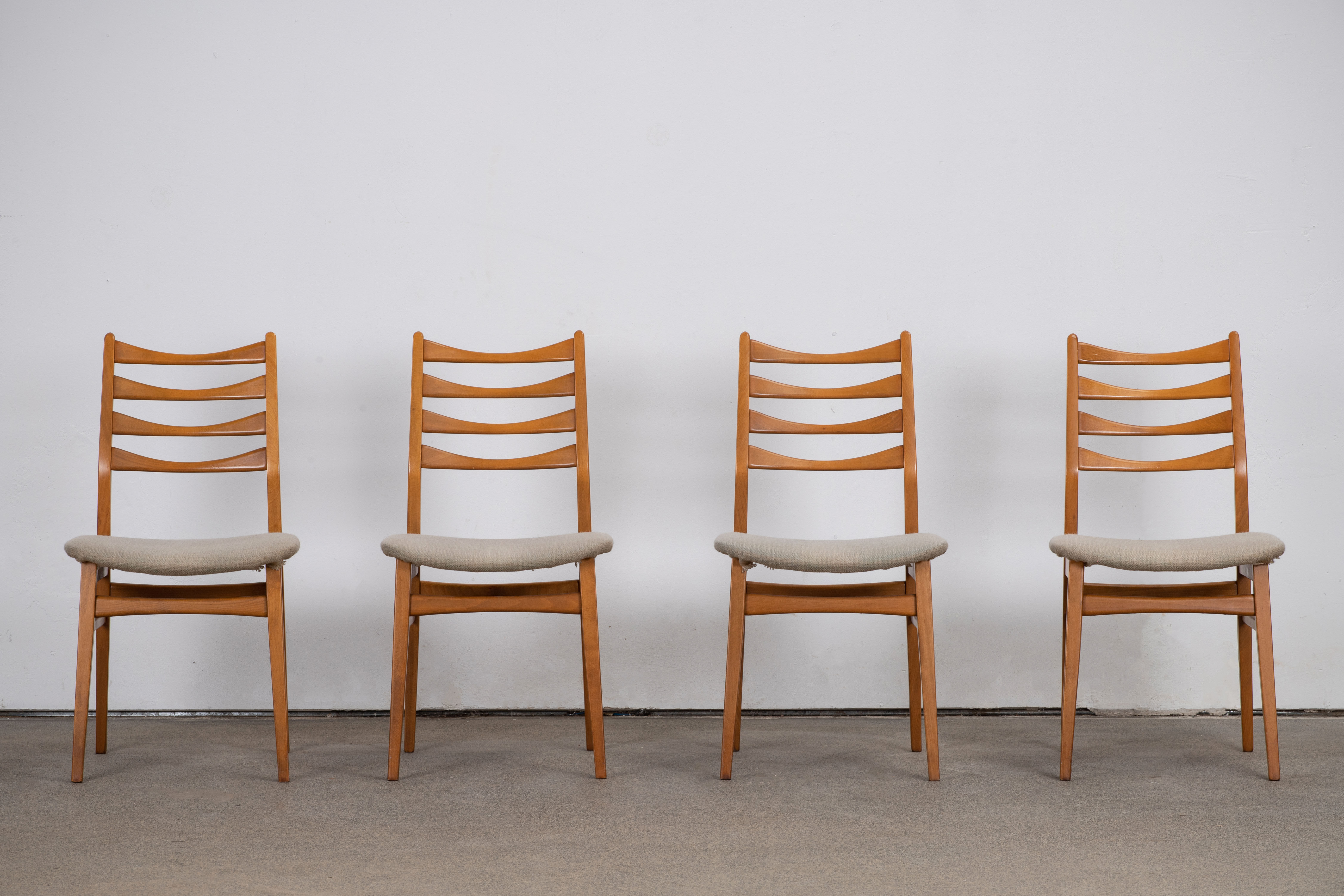 Scandinavian chairs 46 cm