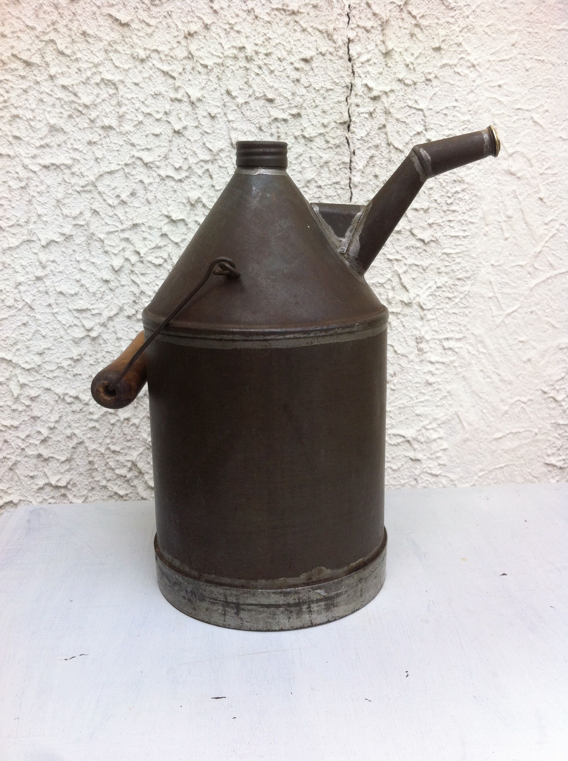 Old watering can