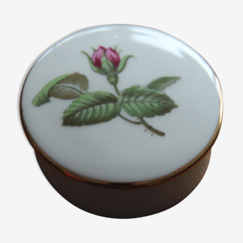 Flowered pill box porcelain from Paris Limoges