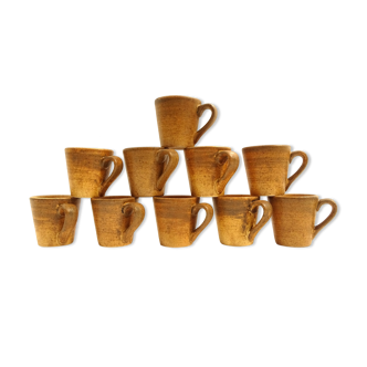 Lot 10 stoneware coffee cups