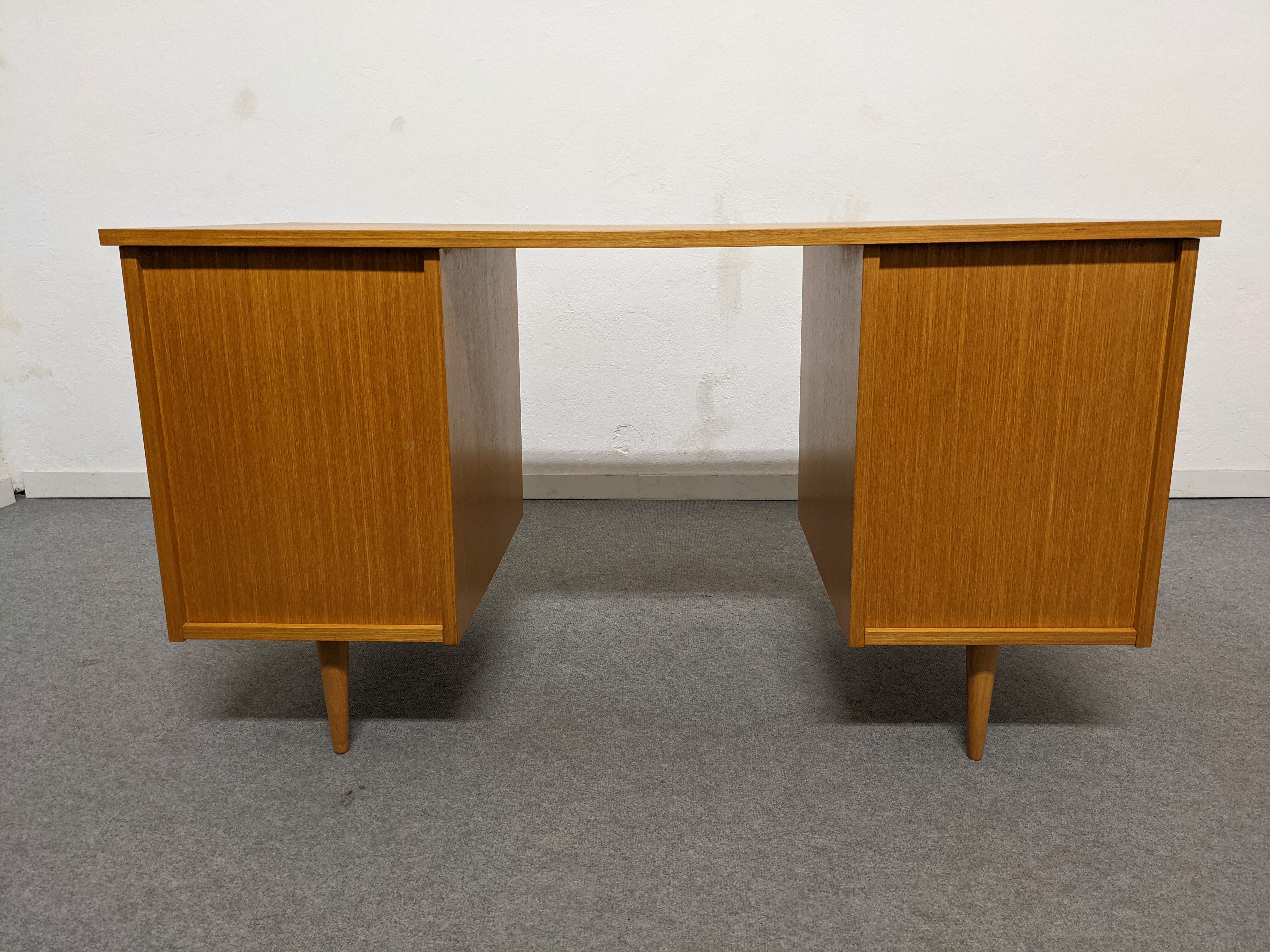 Office of the 50s/60s