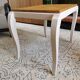 Table basse art déco relookée, pieds galbés