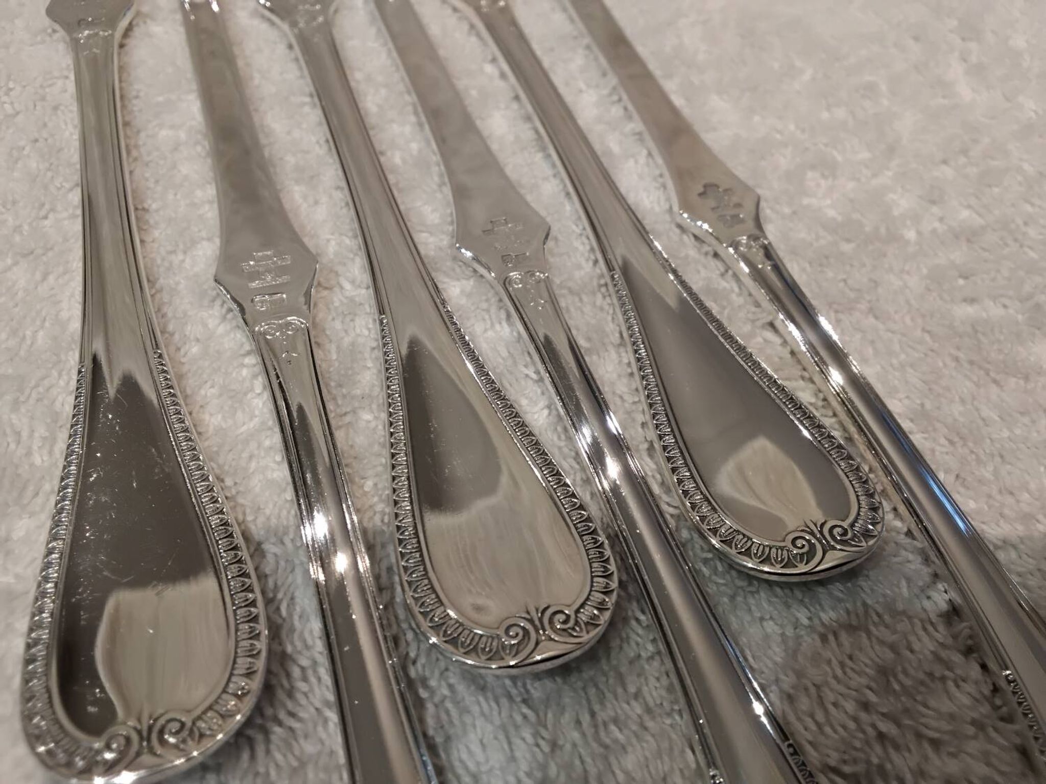 6 silver-plated metal lobster picks by Christofle Malmaison, 18cm