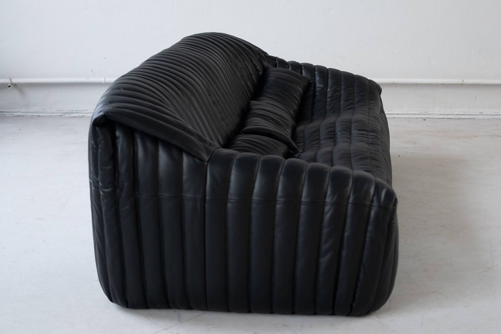 Black Leather Sandra Sofa Set by Annie Hieronimus for Ligne Roset, 1973, Set of 6