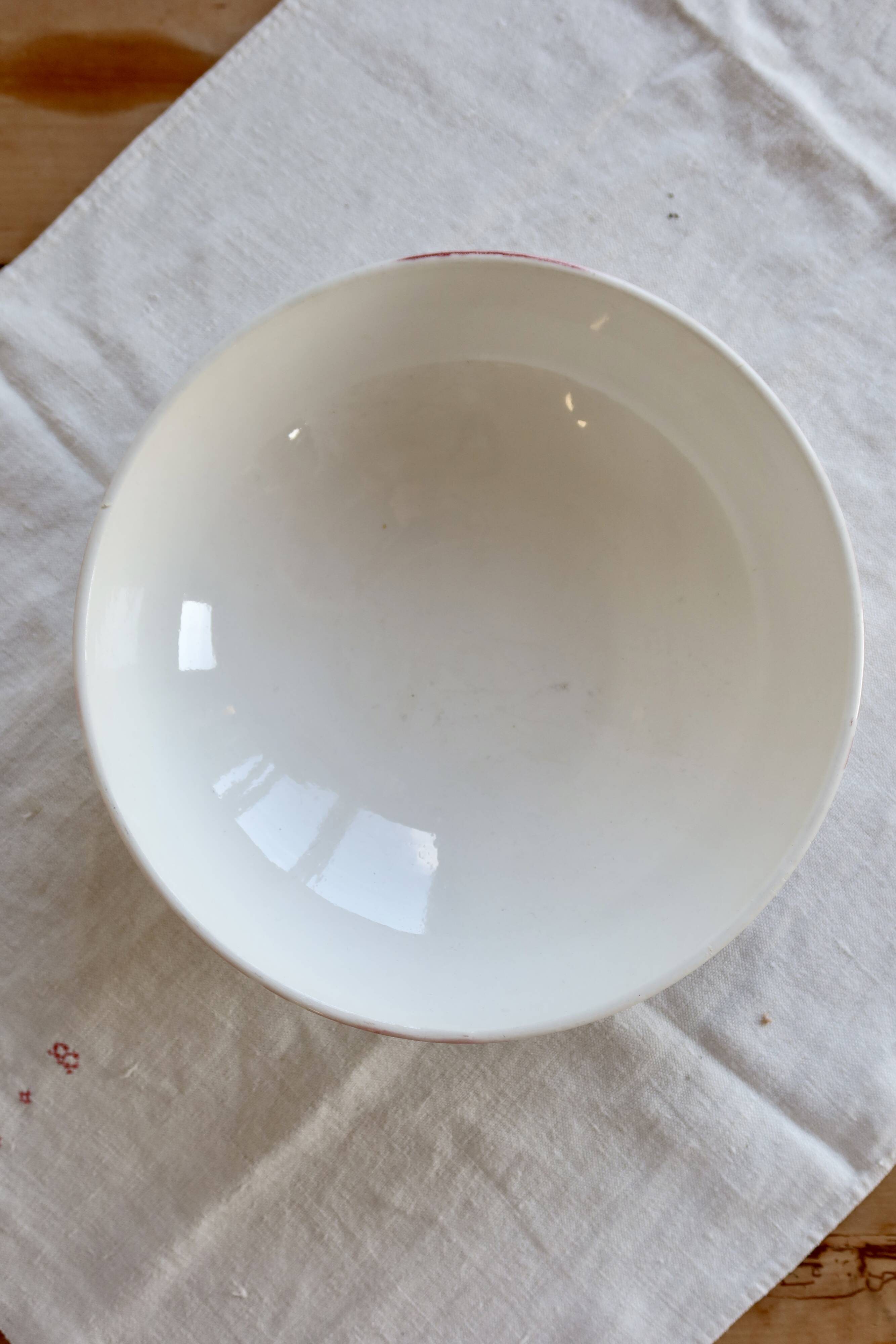 Vintage Sarreguemines salad bowl model Cibon earthenware - Red floral decoration
