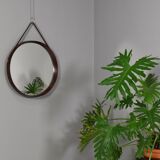 Miroir mural rond italien en teck massif cuir et laiton 1950 68x53cm