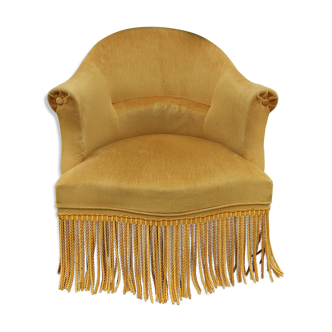 Fringed toad chair