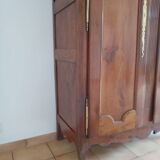 Cherry wood marachine cabinet