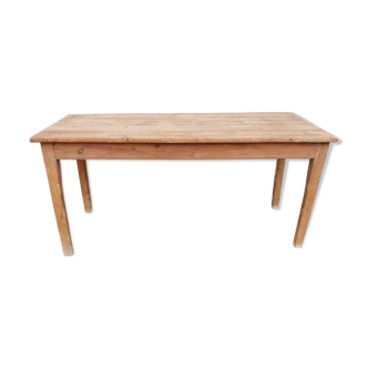 Farm table