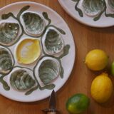 Assiettes à huîtres en faïence de Belon