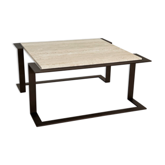 Table basse italienne en marbre travertin du milieu du siècle et base en métal, 1970