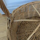 Wicker bottle basket