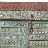 Porte indienne ancienne en vieux teck pièce et patine d'origine