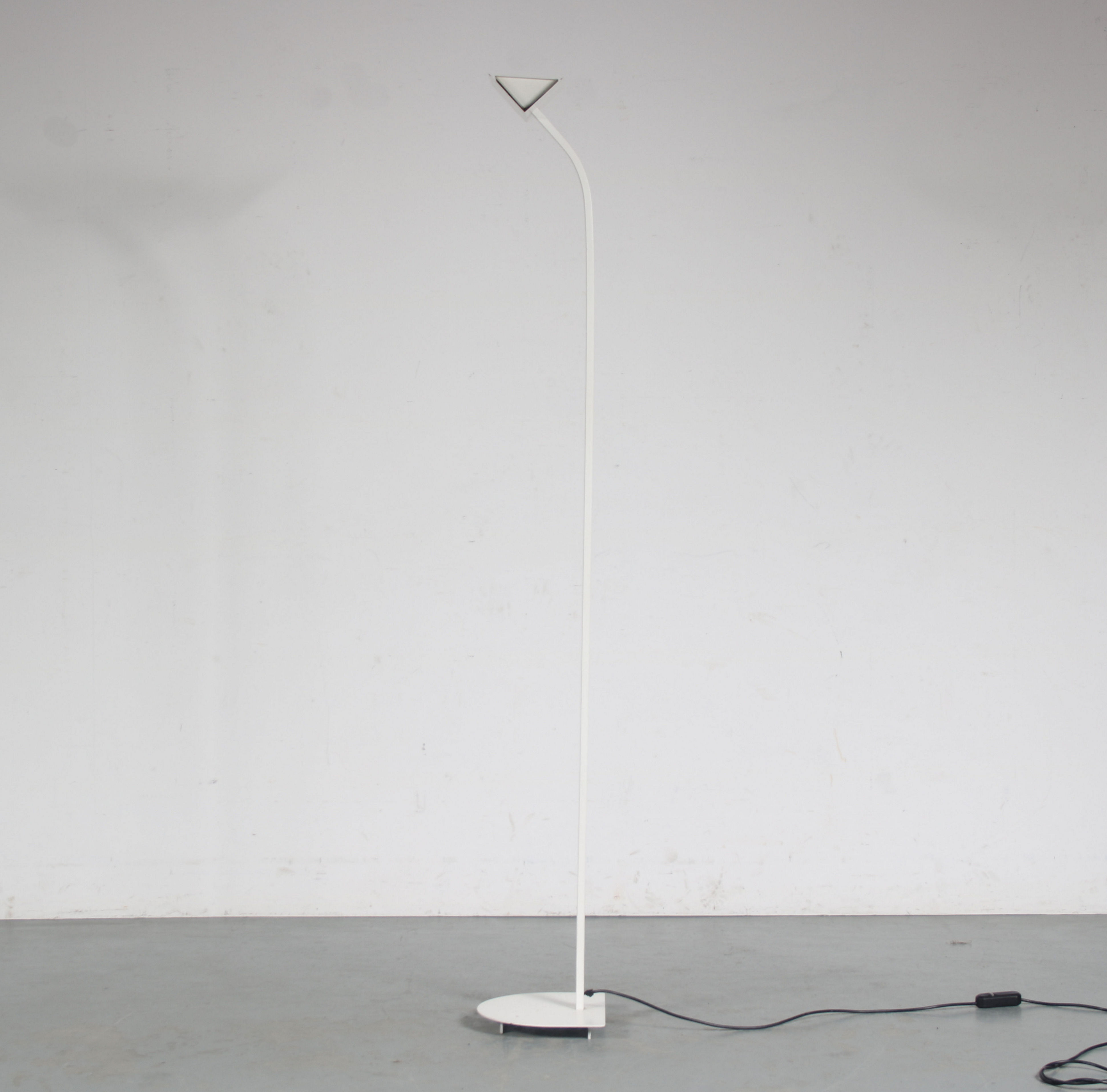 White minimalist Floor lamp , Italy, 1980