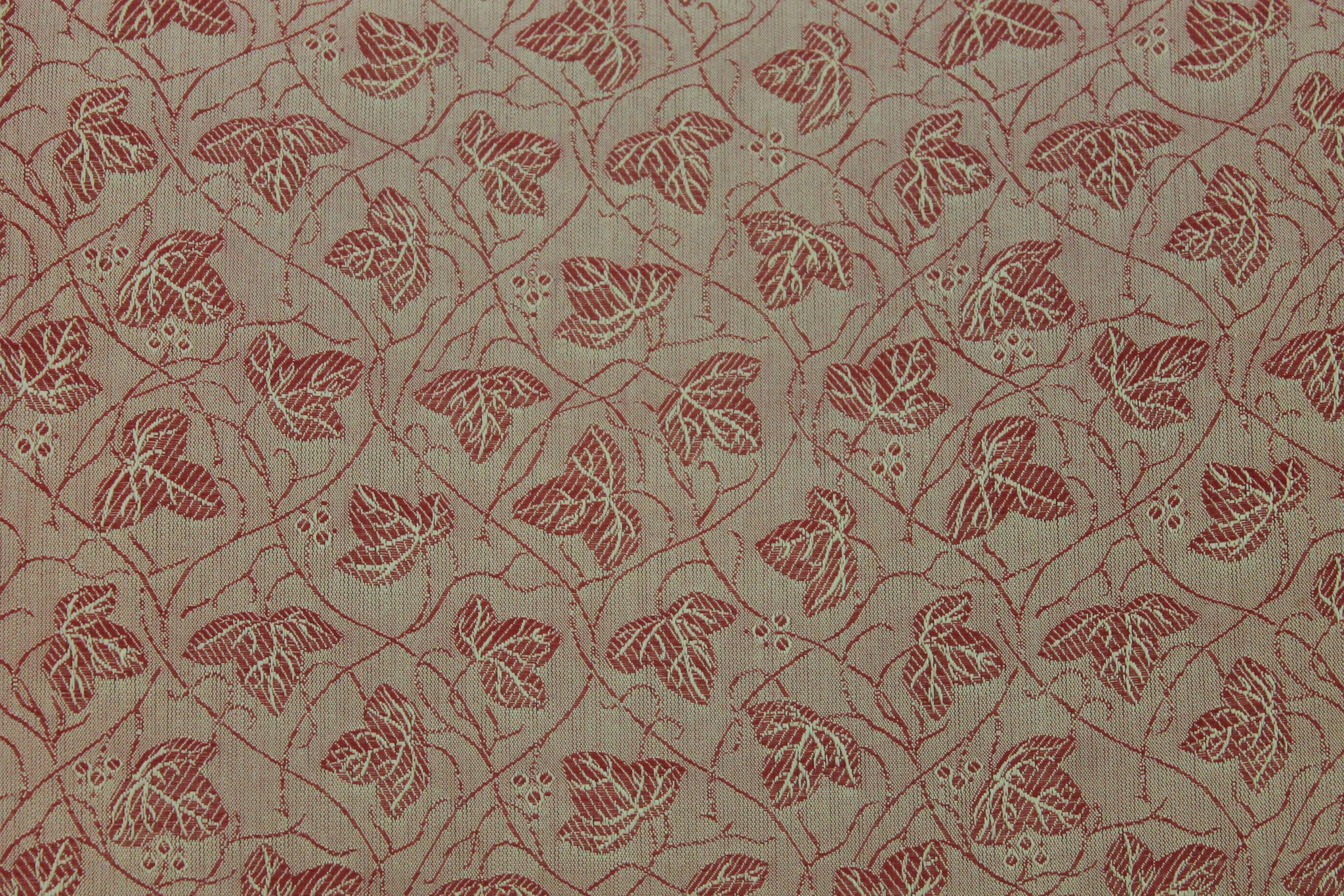 Paire de fauteuils bergère de style Louis XV