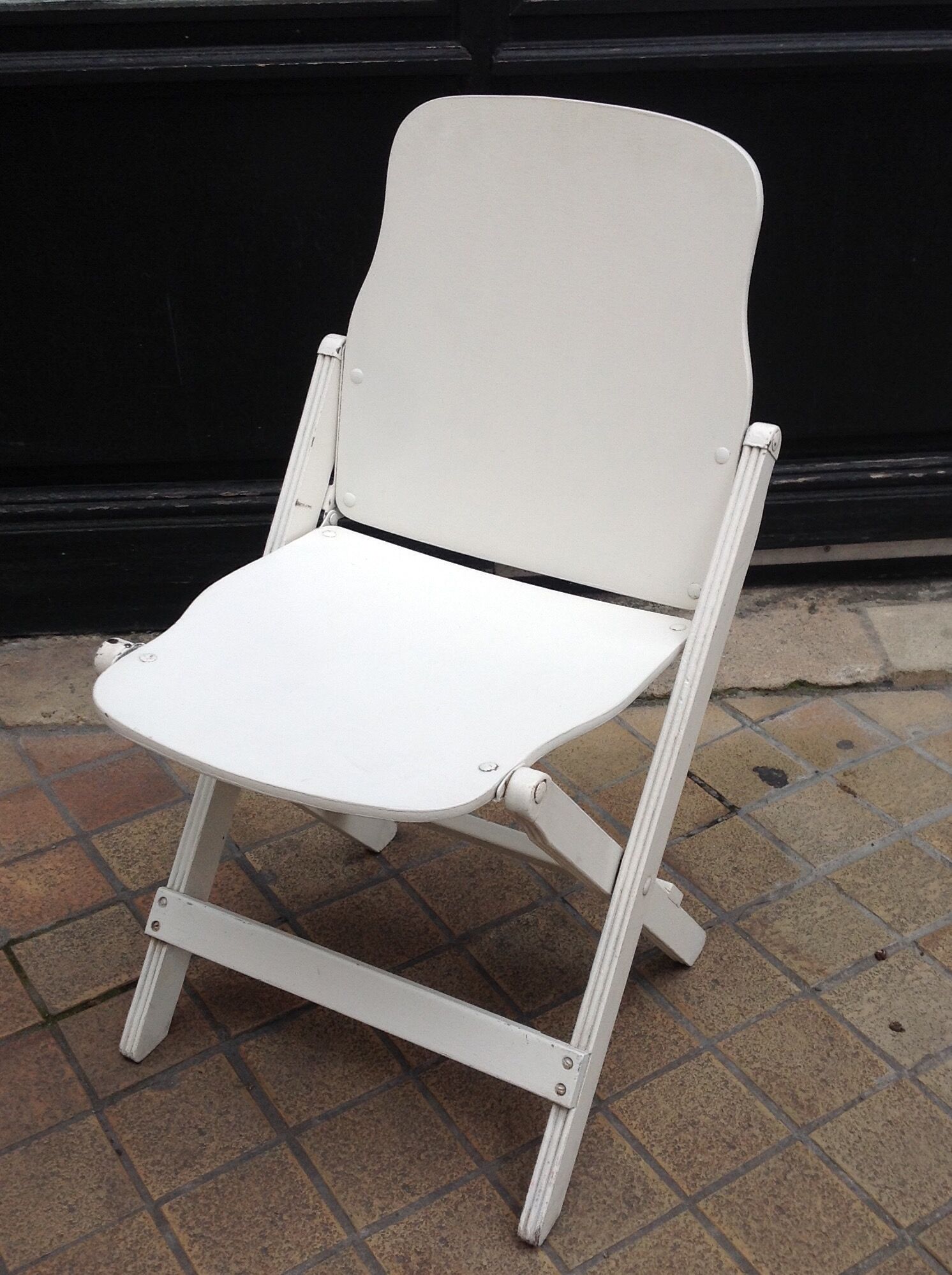 Military folding chair USA of the 1940s