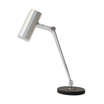 Metal table lamp