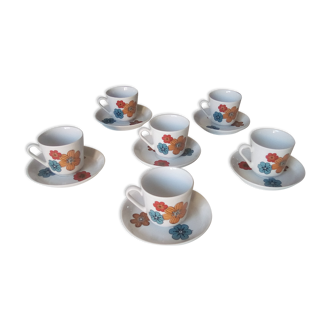 Set de 6 tasses et sous tasses porcelaine années 70