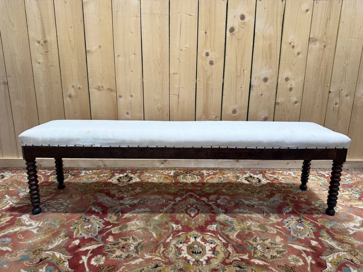 Long office bench – Louis XIII style – Turned legs in a beaded design – Wood ma