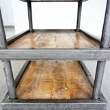 Industrial service with 3 trays