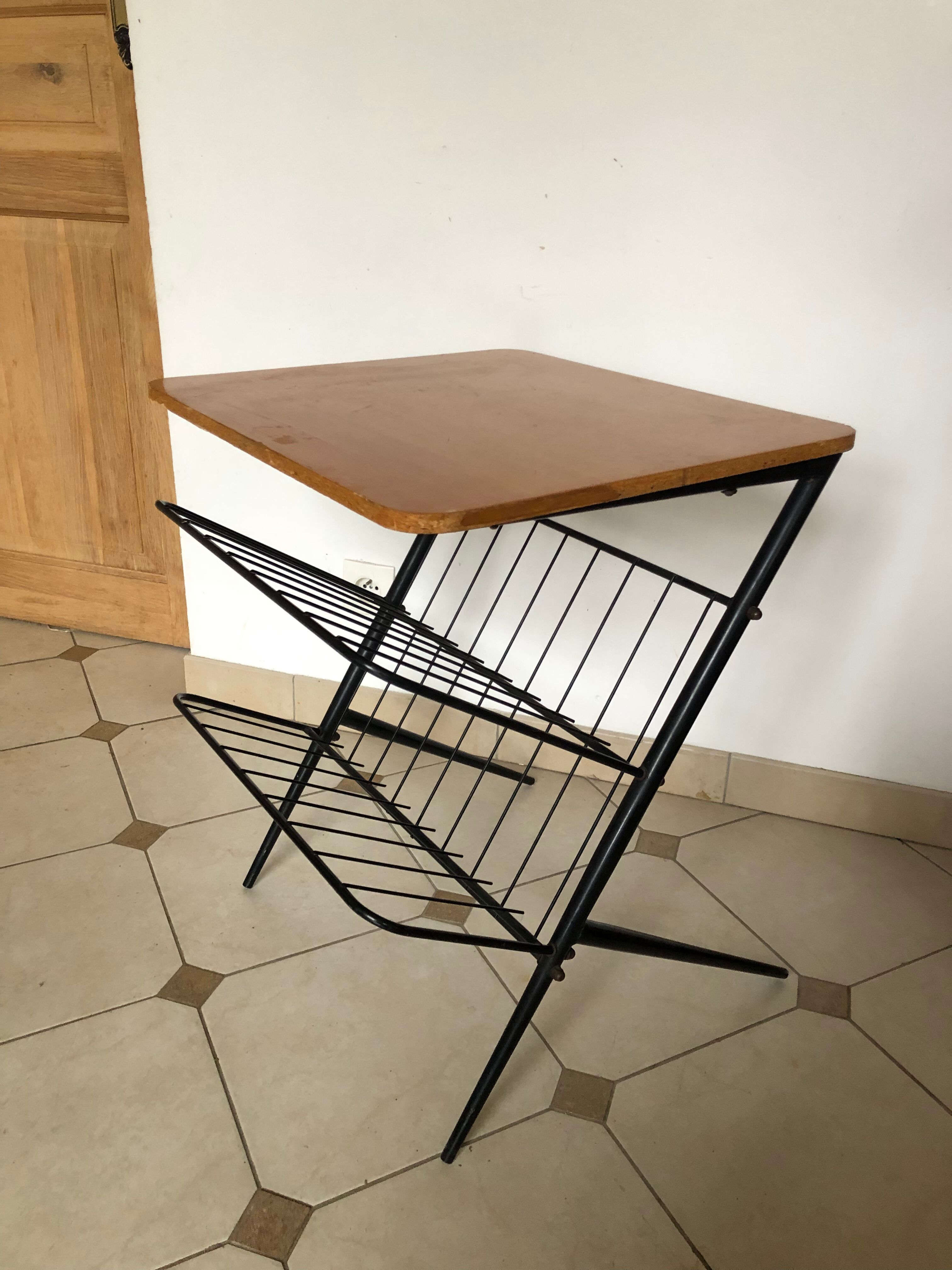 Vintage magazine rack table