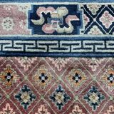 Handmade oriental carpet in wool 134 cm x 215 cm