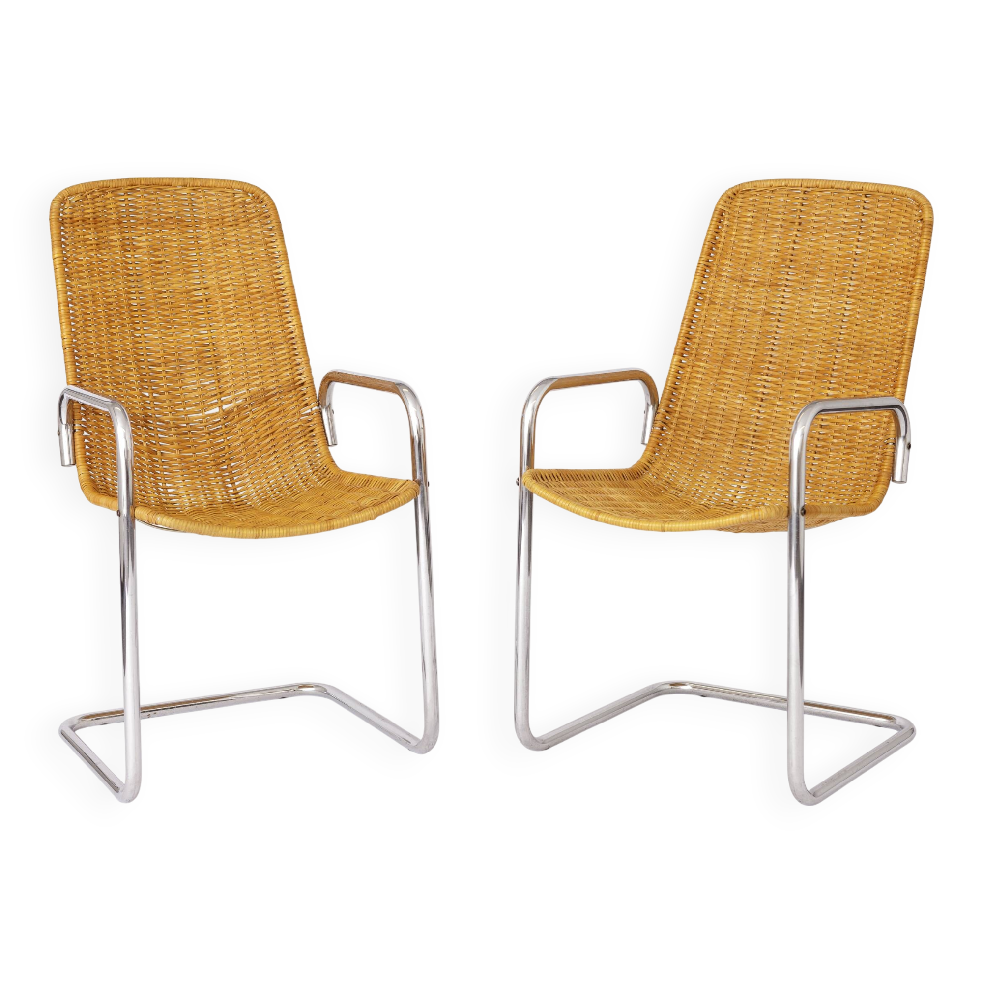 2 Cantilever Chairs 1970s - Italy
