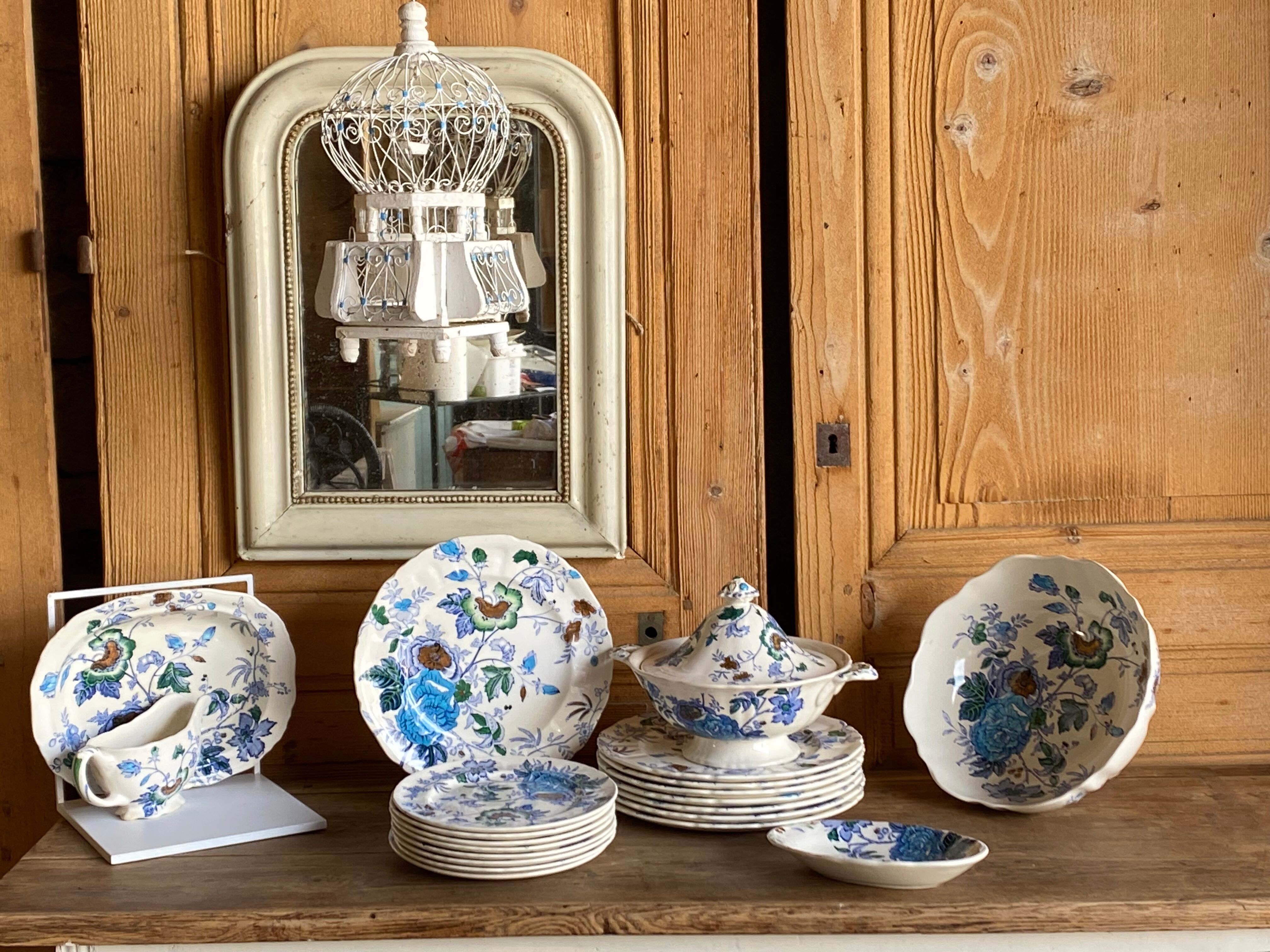 Set of 8 flat plates Mason's Belvedere flowers