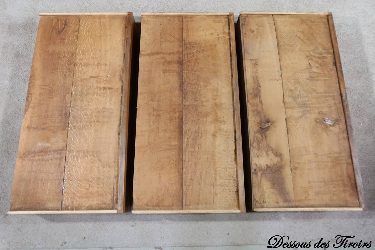 Walnut Chest of Drawers, Restoration Period – 1st Part 19th