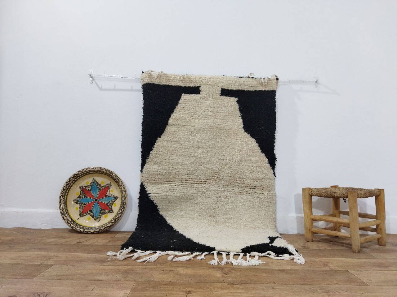 Tapis Berbère Marocain Artisanal 143 X 88 CM