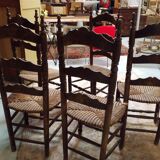 Suite de cinq chaises anciennes