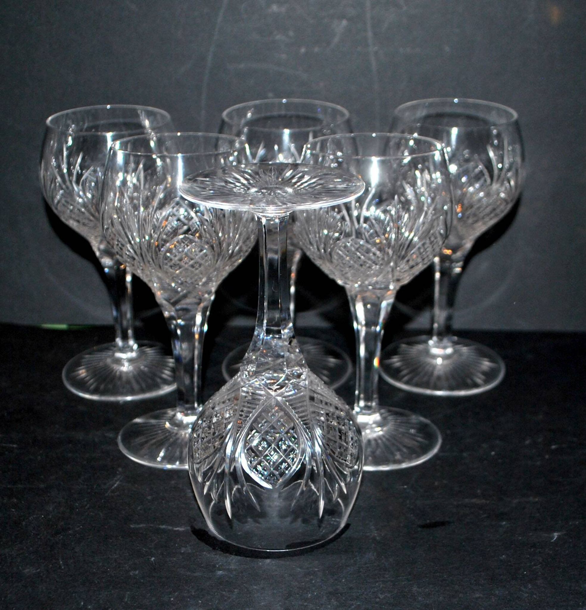 Set of 6 white wine glasses 1900 in cut crystal BACCARAT model 9157 catalog 1907 H13.5