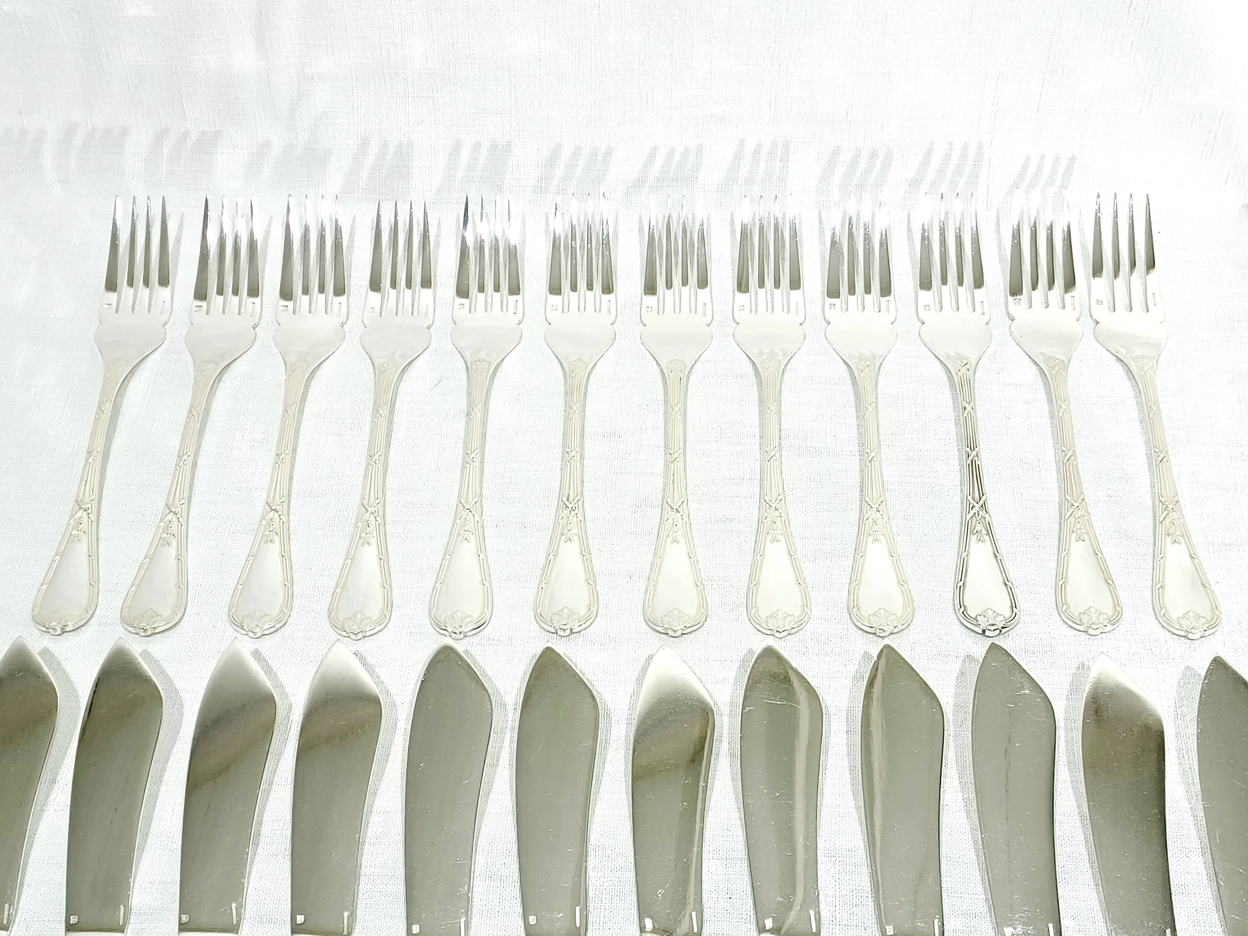 Christofle – 12-piece silver-plated fish cutlery set