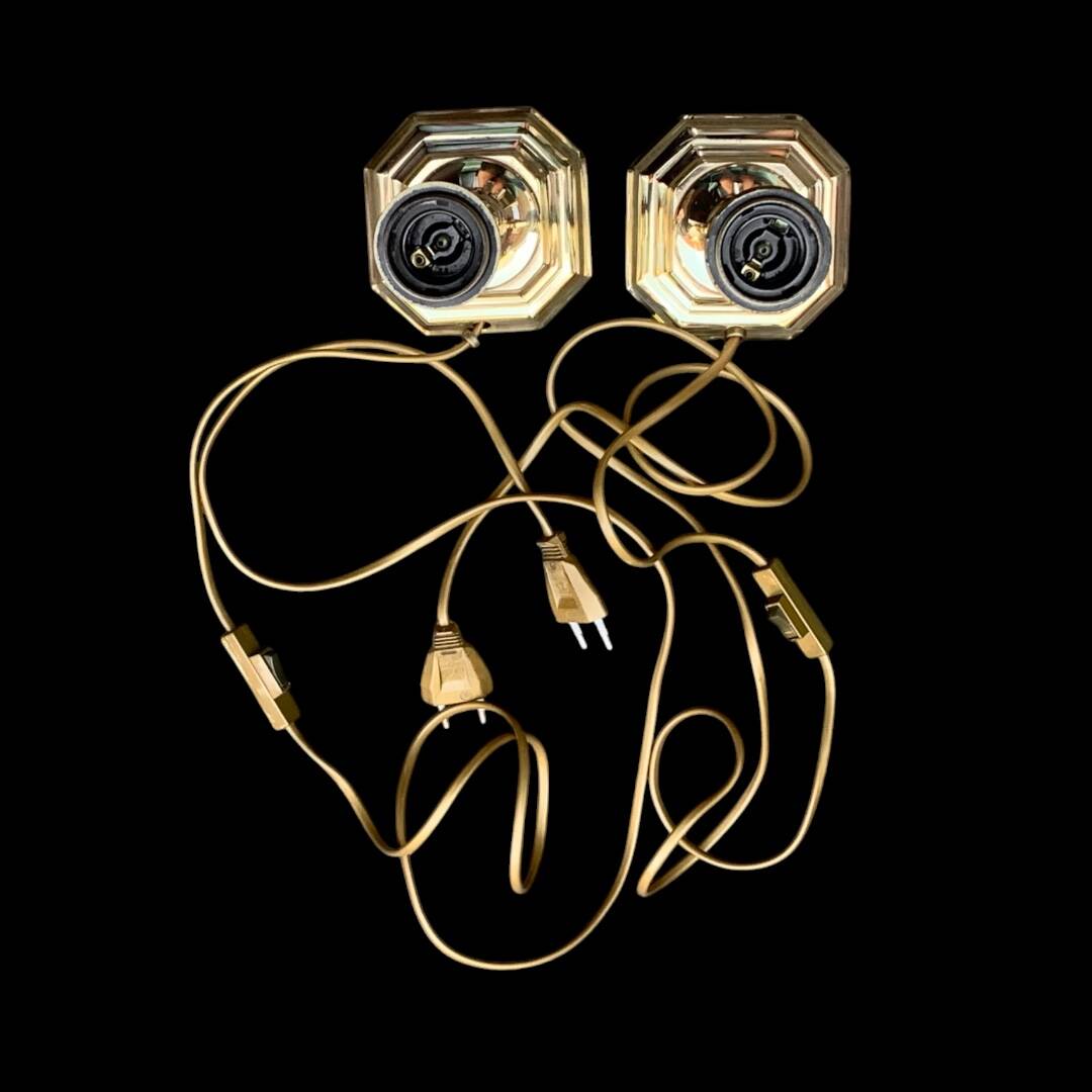 Paire de lampes d’appoint en laiton doré – Massive – années 80