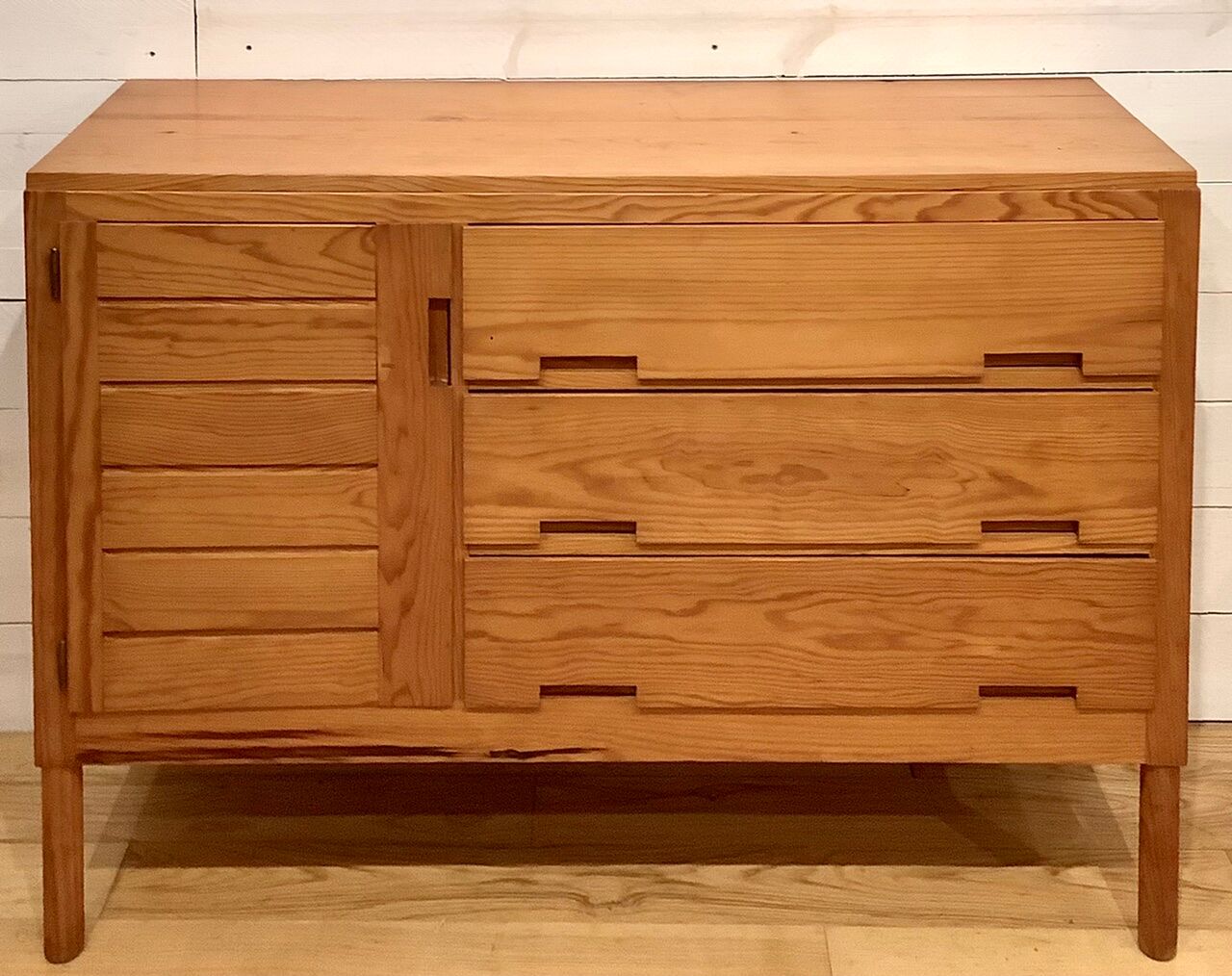 Commodity "weekend" in pine of the moors by Pierre Gautier Delaye for Vergnères, France c.1956