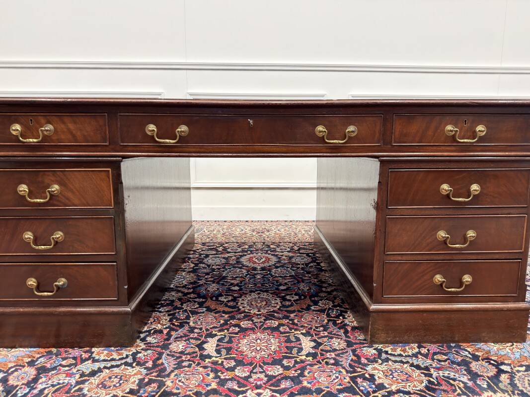 Large Classic English Partnerdesk