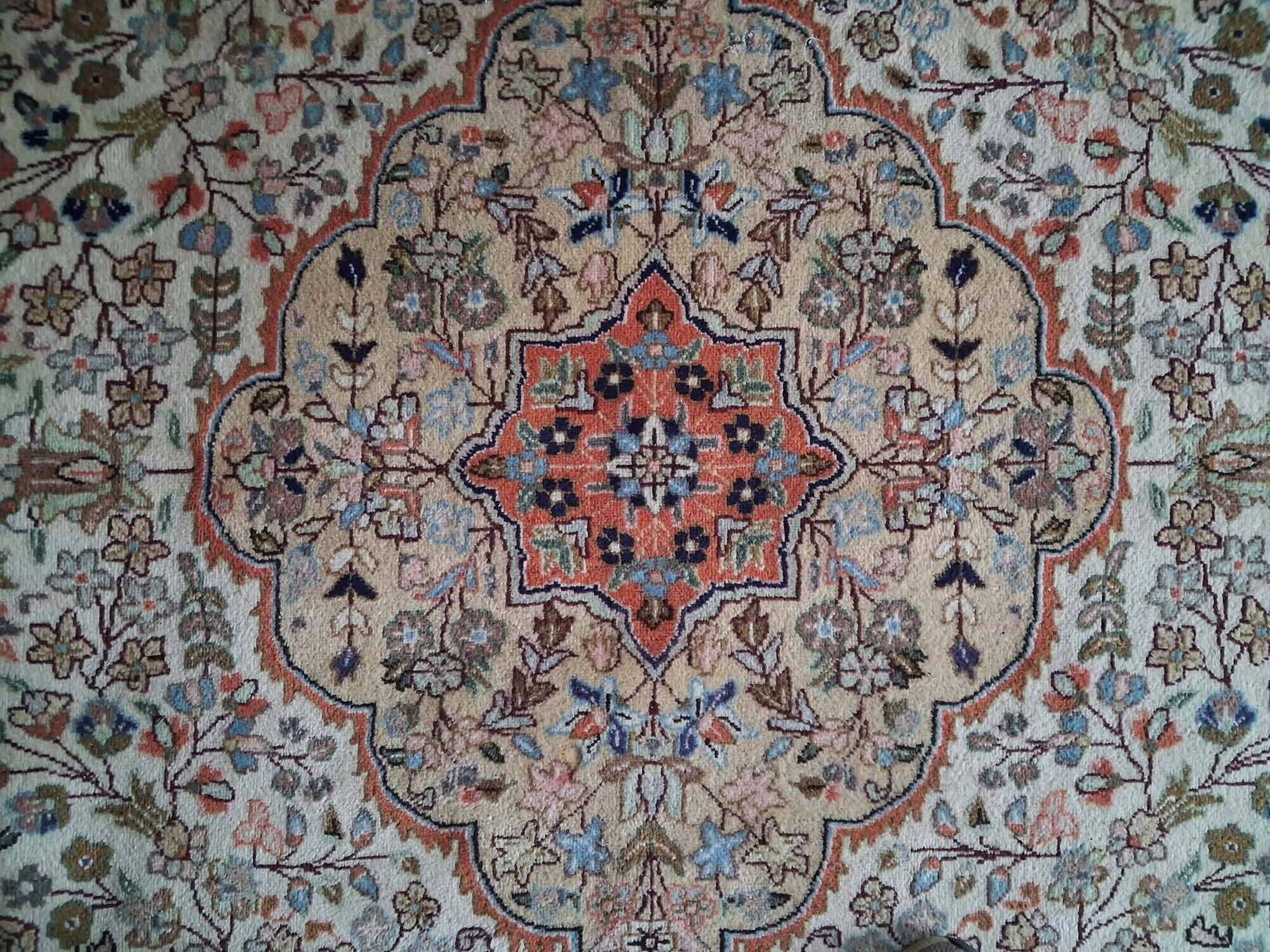 Handmade Tabriz Persian rug 300x203cm