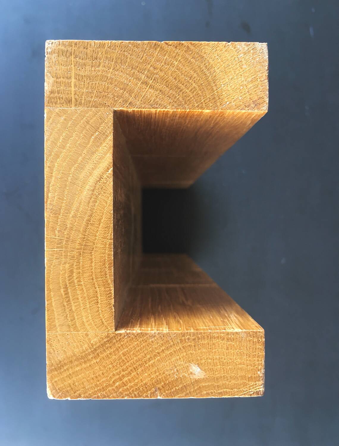 Wooden pie for cutting