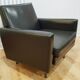 Fauteuil en skaï noir, années 1960