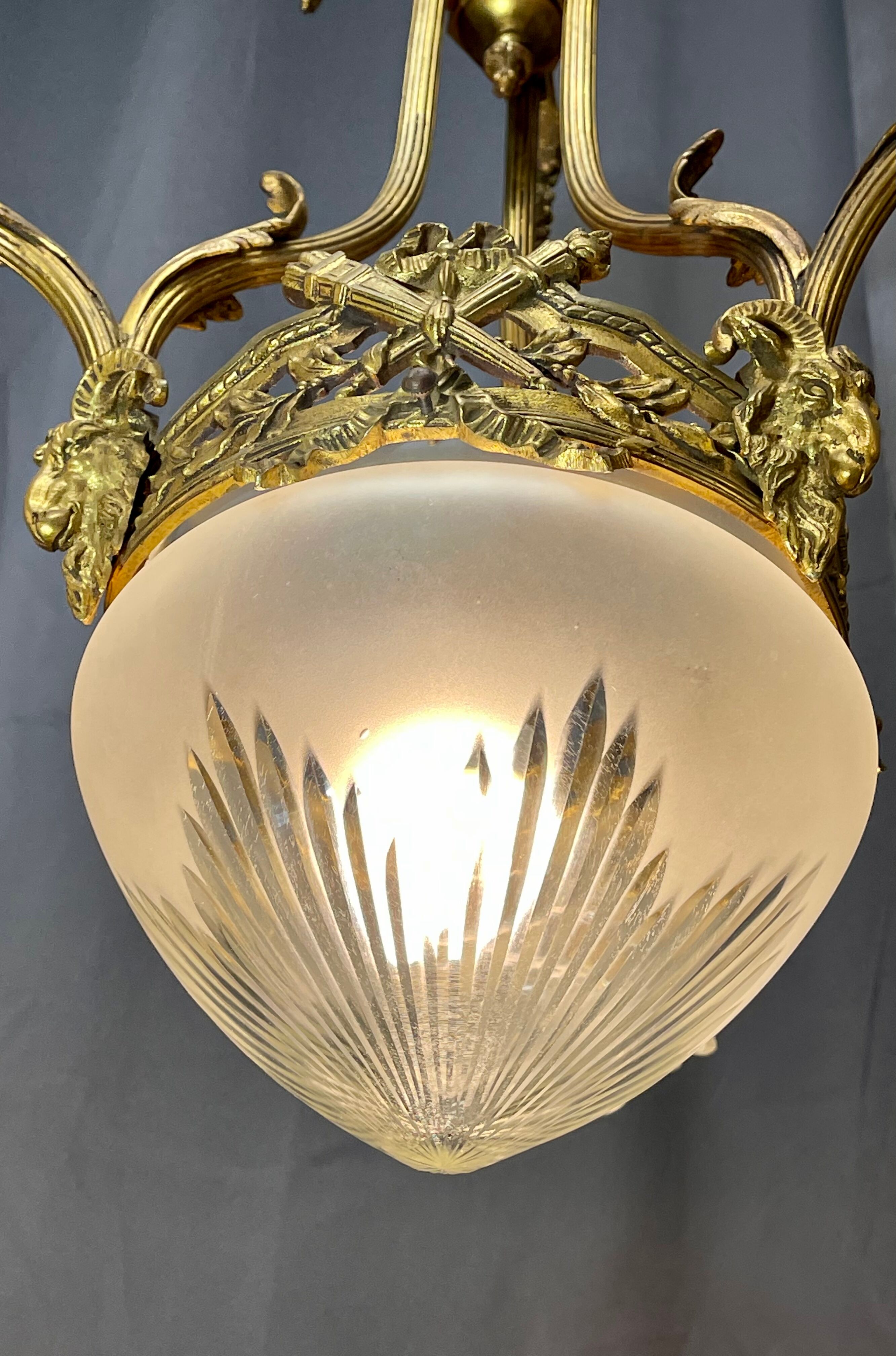 Bronze chandelier Napoleon III period very good condition